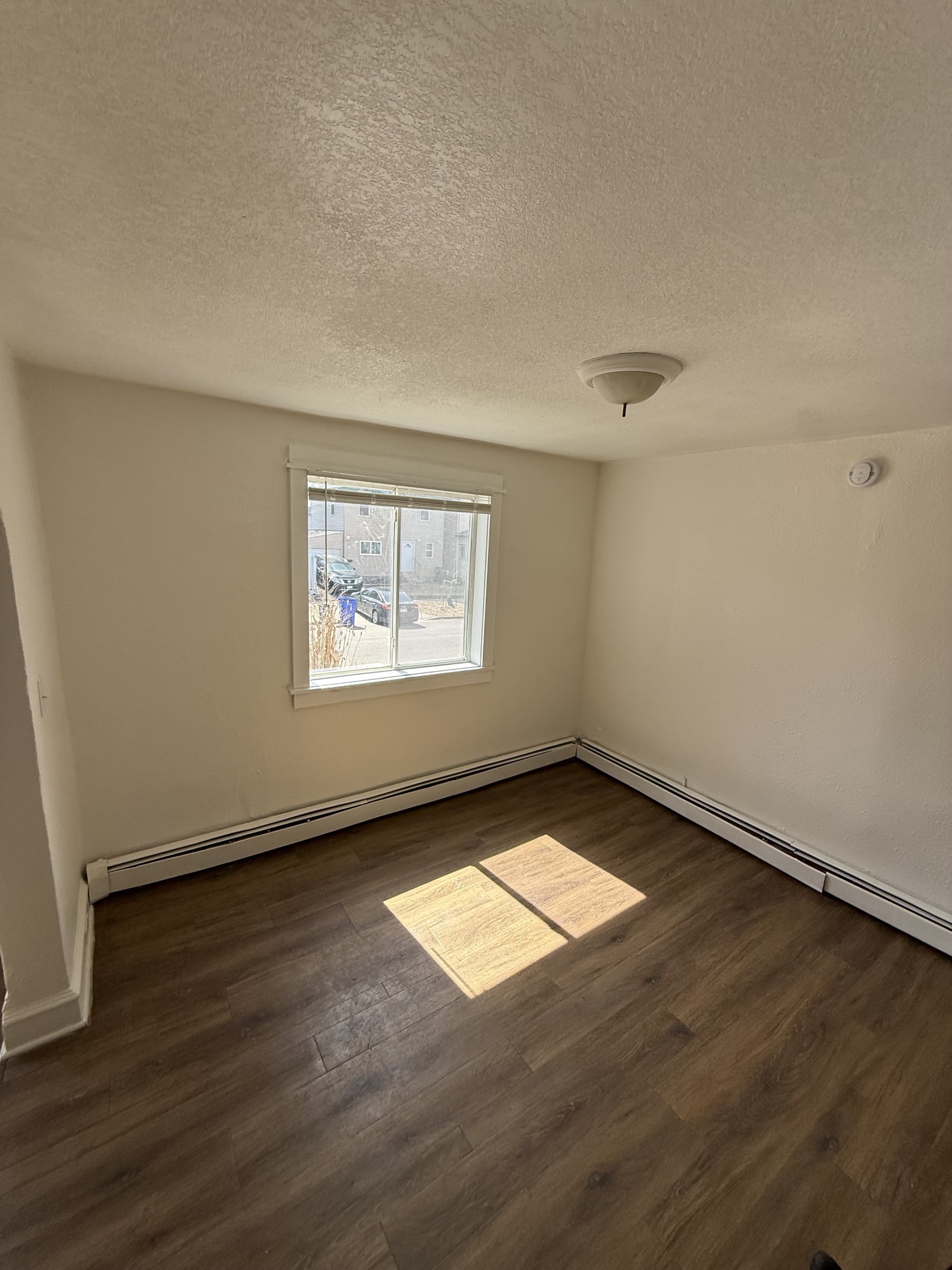 353 Sherburne Ave. – photo 2