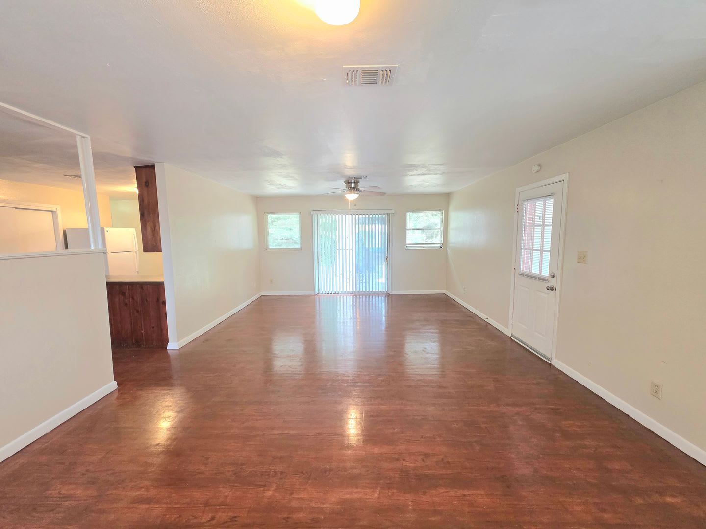 Quaint 3 Bedroom Home – photo 4