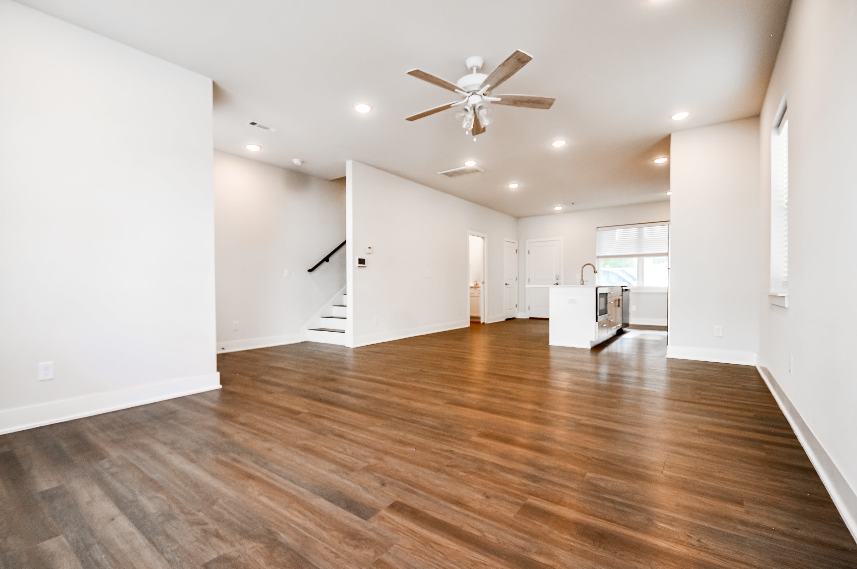 707 North Whitham Avenue – photo 5