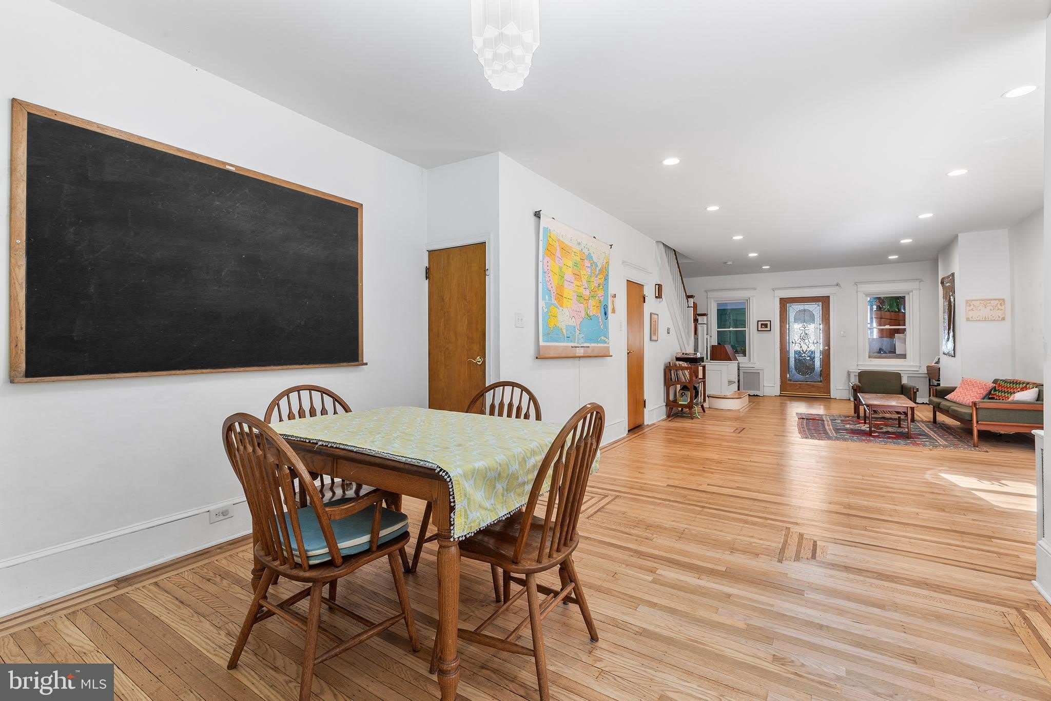 1513 E MOYAMENSING Avenue – photo 4