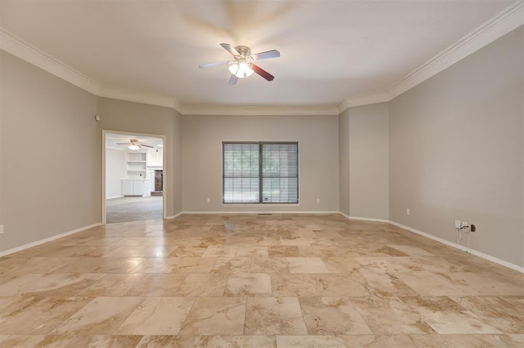 8521 NW 121st Street – photo 5