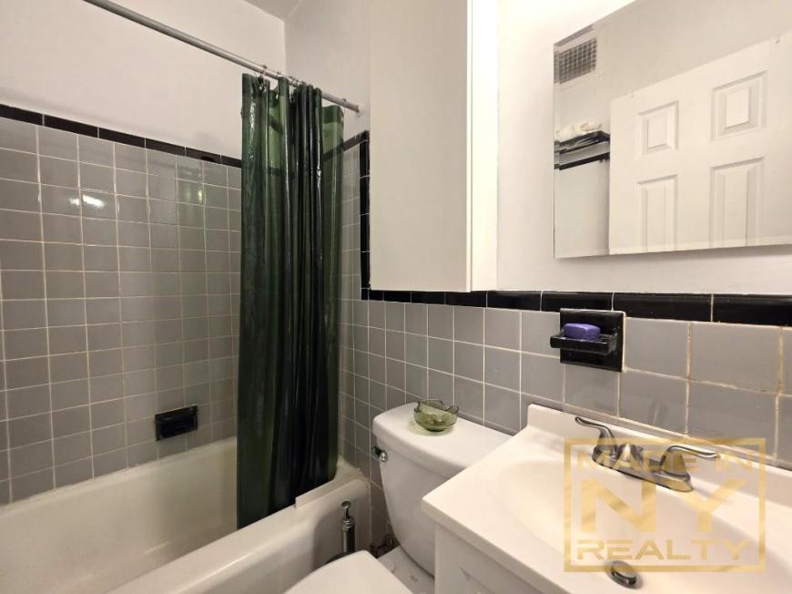 116 West 87th St – photo 5
