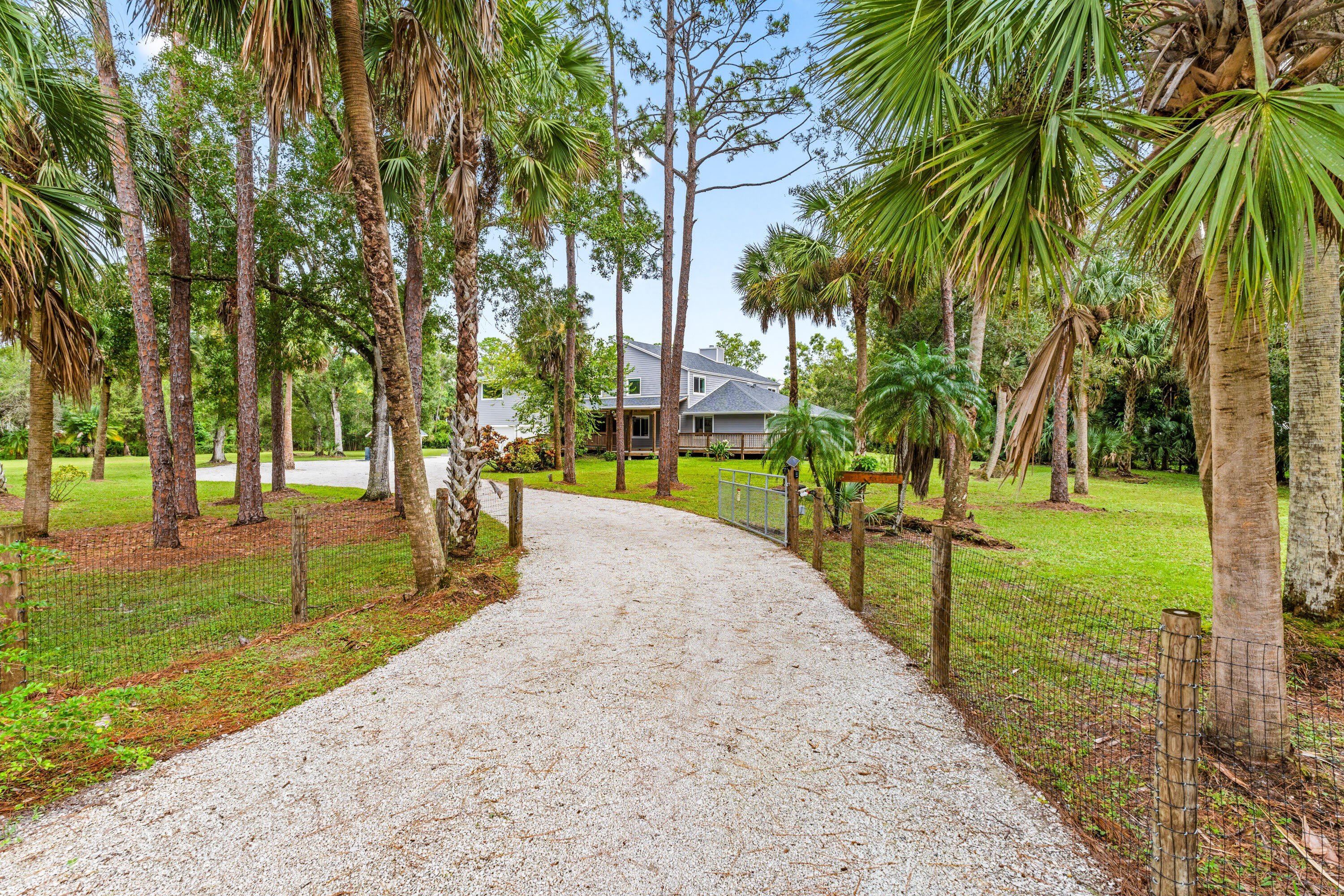 12151 Old Indiantown Road – photo 5