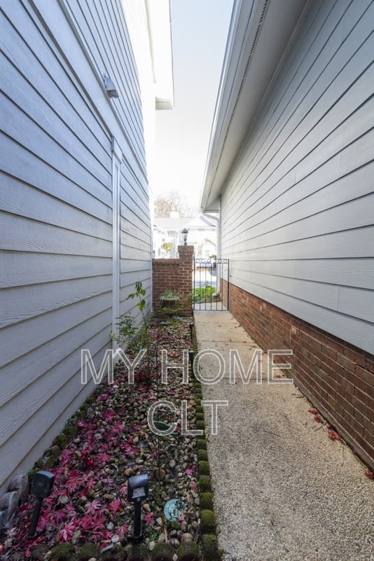 807 Greenleaf Avenue – photo 4