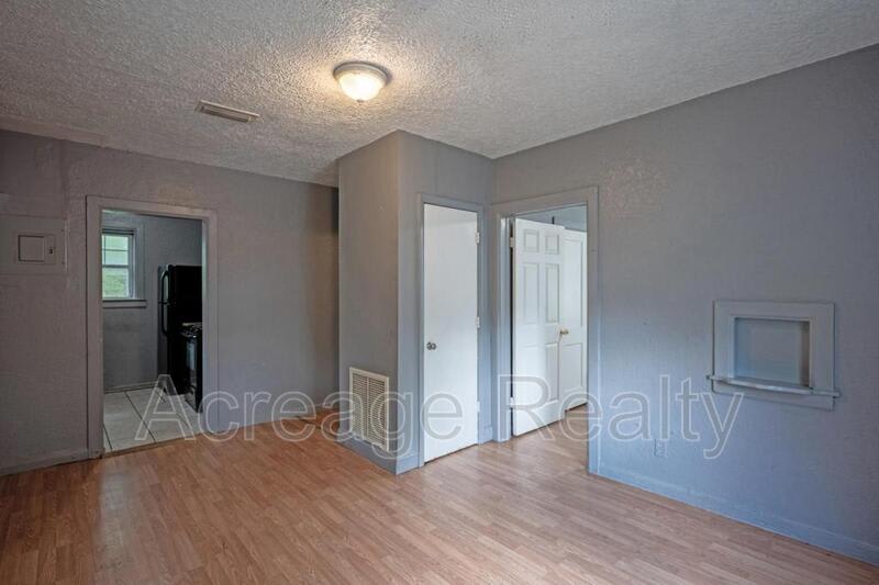 1526 W 22nd St – photo 5