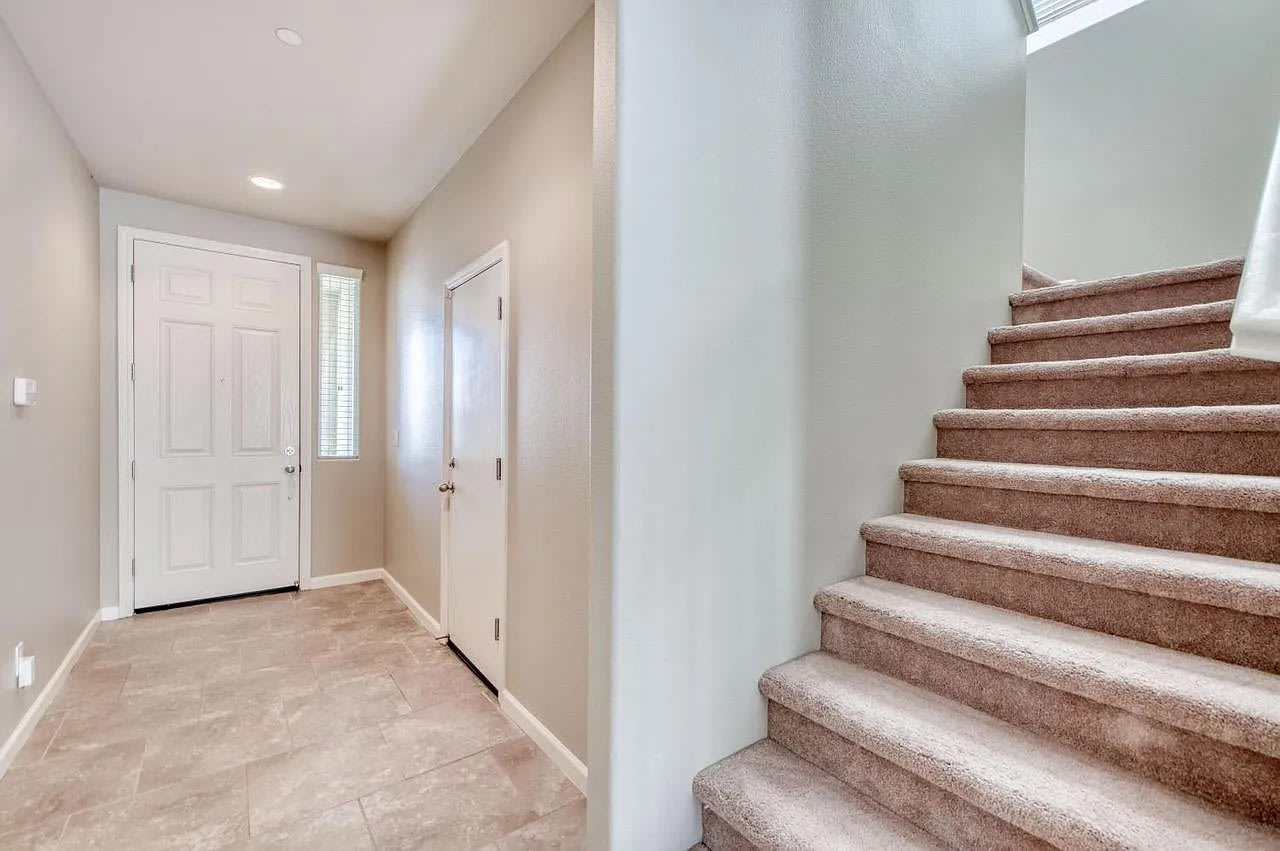 1304 Royalty Way – photo 5