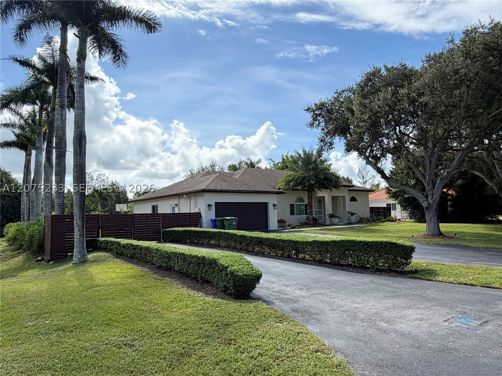 5600 SW 199th Ave – photo 3