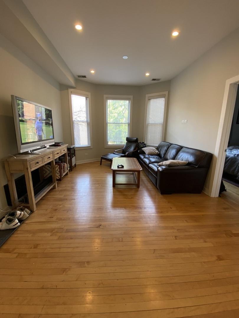 2778 North Kenmore Ave. – photo 2