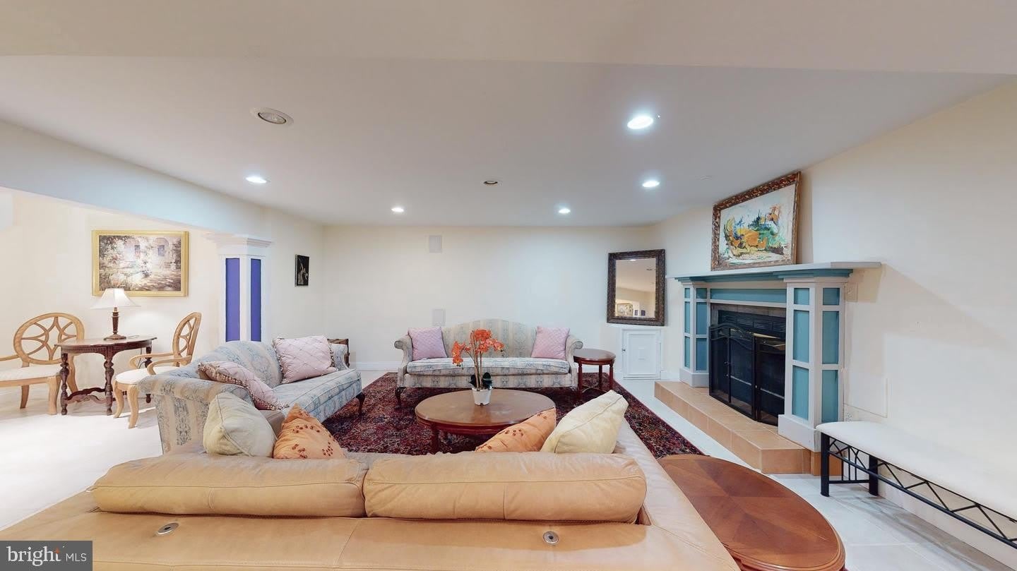 9710 MIDDLETON RIDGE Road – photo 3