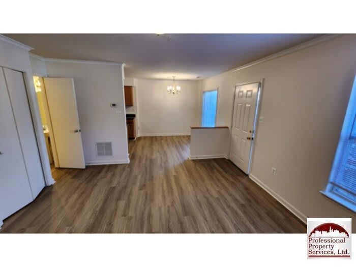 158 Heathfield Drive – photo 4