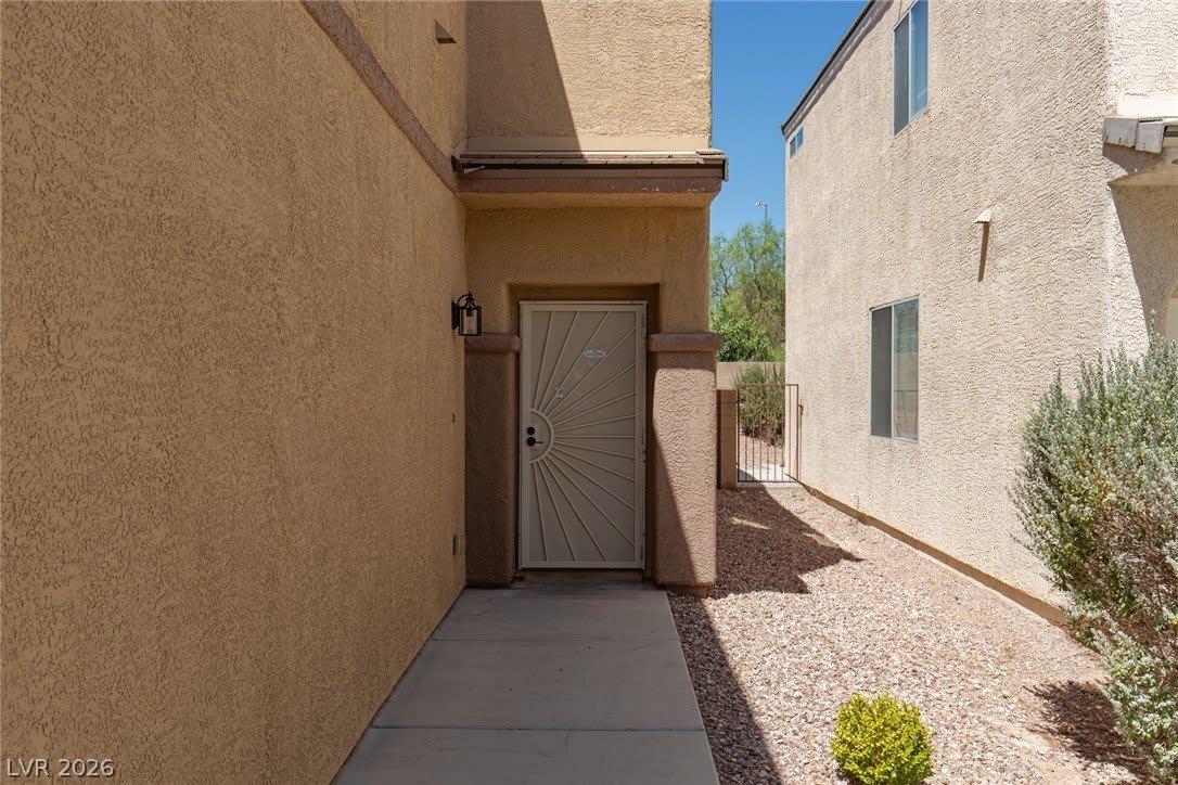 8723 Evan Lilas Street – photo 4