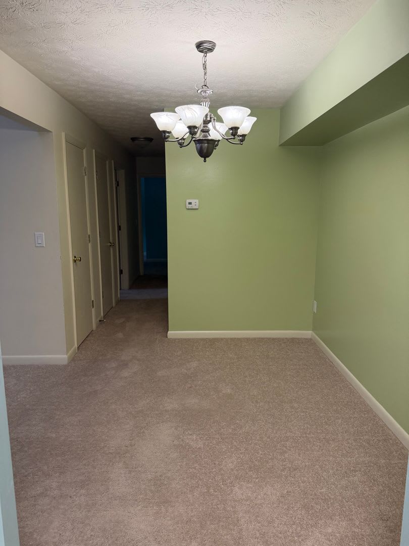 Bright & Spacious 2-Bedroom Condo in Popular Turtle Creek! – photo 3