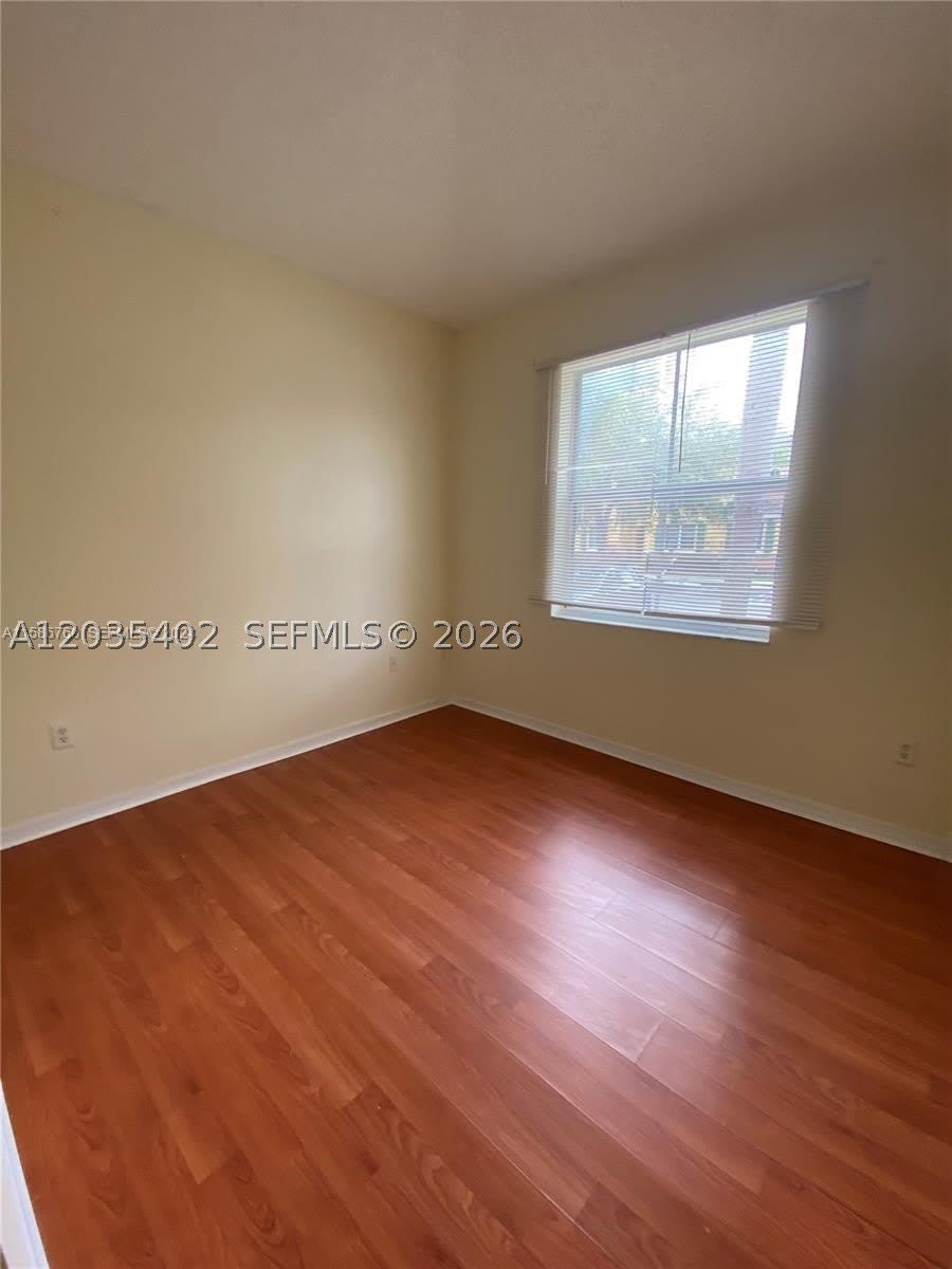 959 Ne 42Nd Pl – photo 5