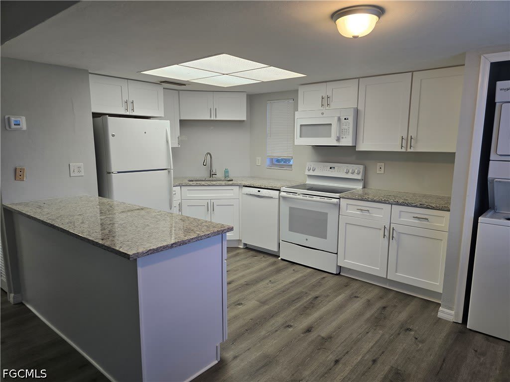 5019 SW 16th Place – photo 3