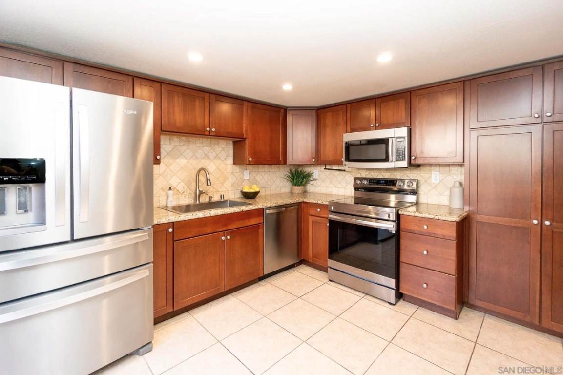 4219 Felton St – photo 3
