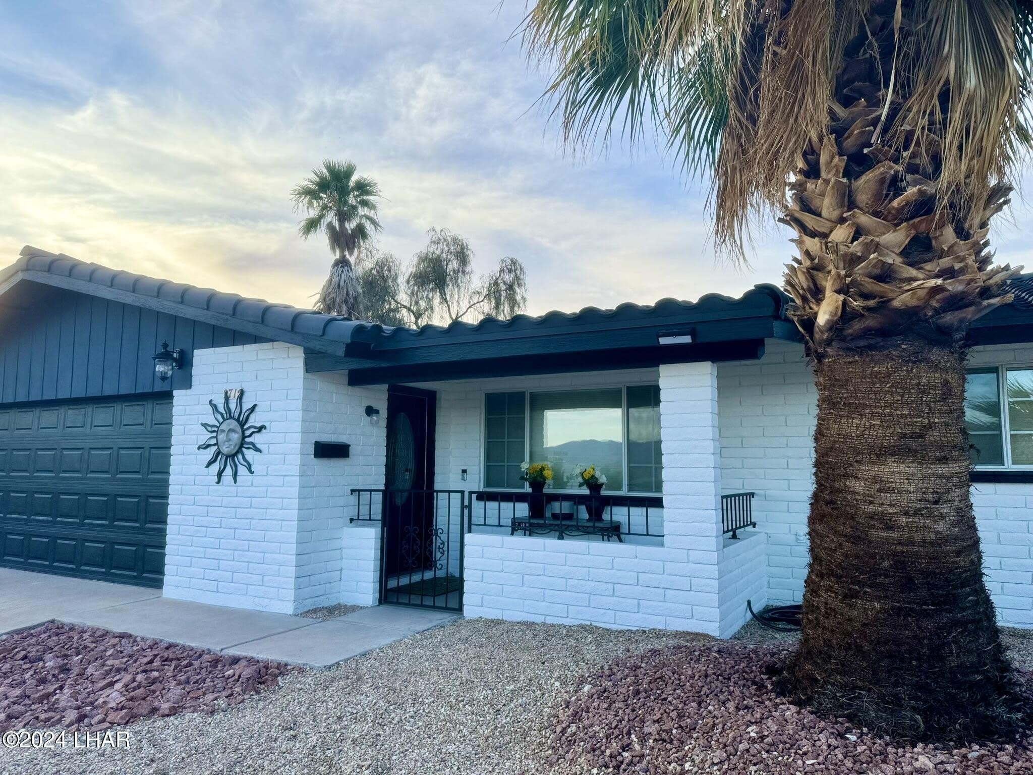 2715 Shasta Ln – photo 3