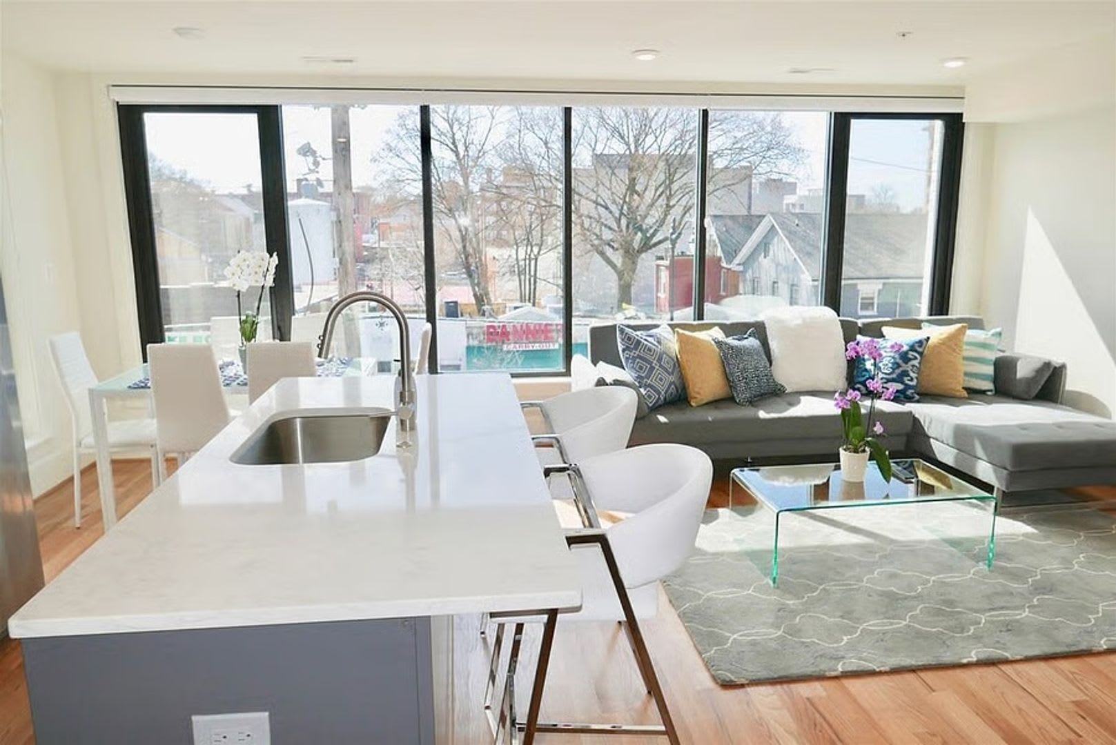 Updated 2Bedroom/2Bath – photo 2
