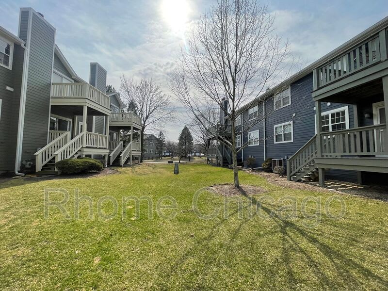 519 W. Parkside Drive – photo 3