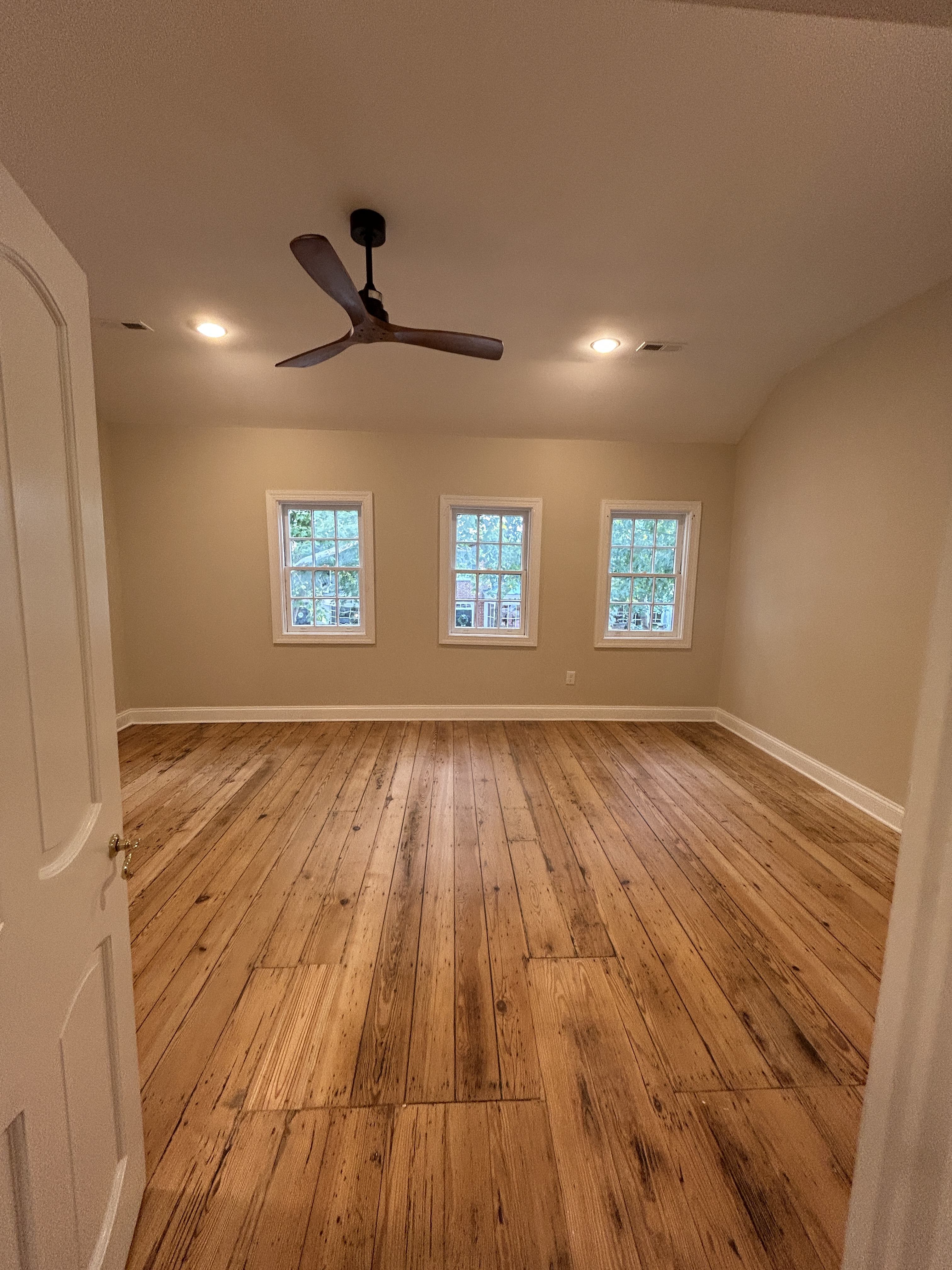 3213 O Street Northwest – photo 3