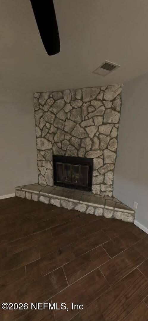 1294 BEE Street N – photo 5