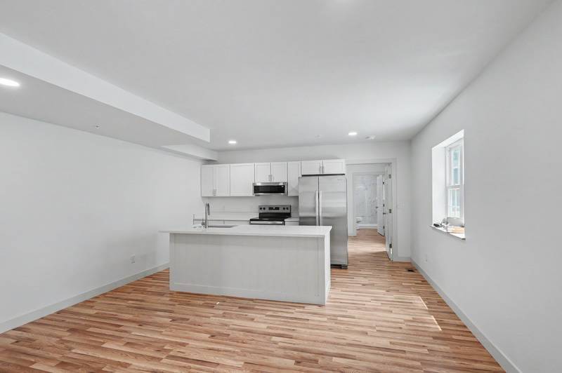 908 Indiana Street – photo 3
