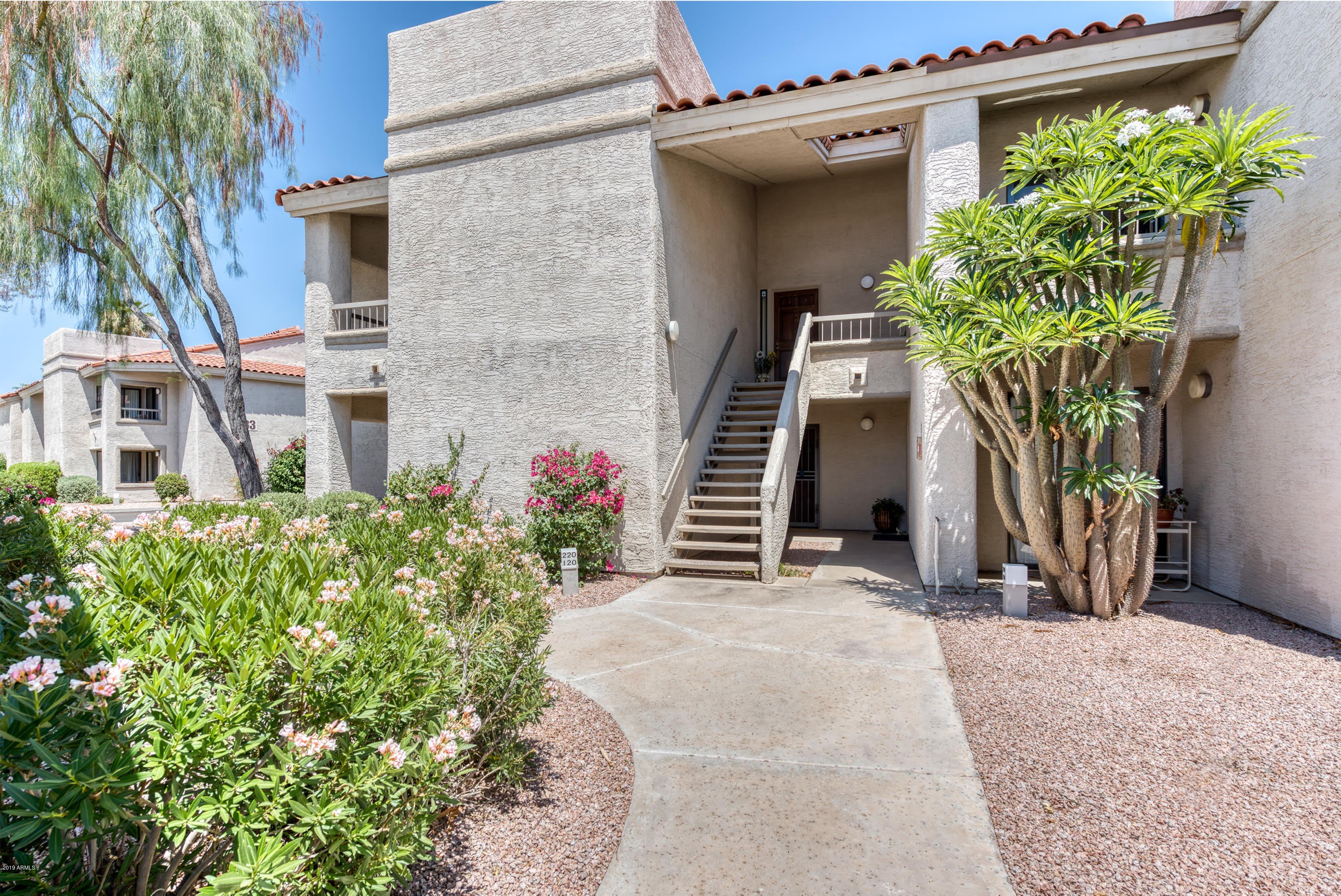 9445 N 94th Place – photo 2
