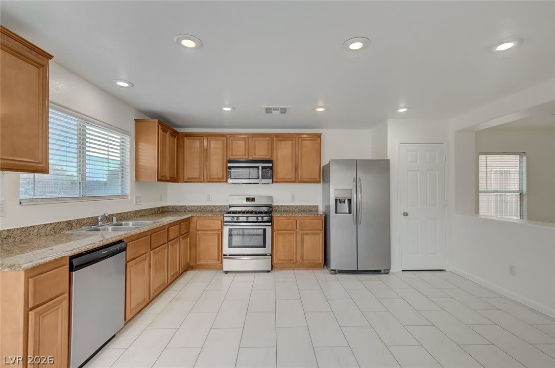 5672 Park City Avenue – photo 4