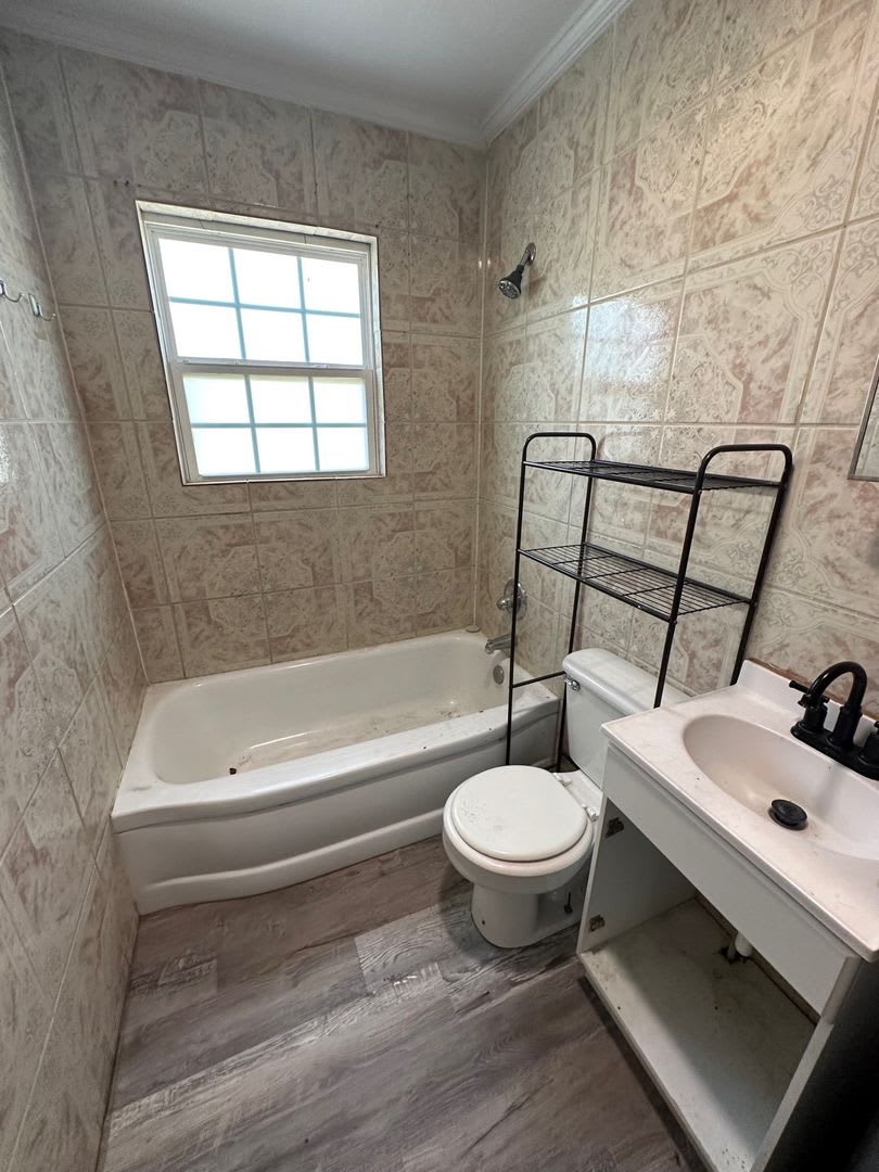 927 Columbine St – photo 5