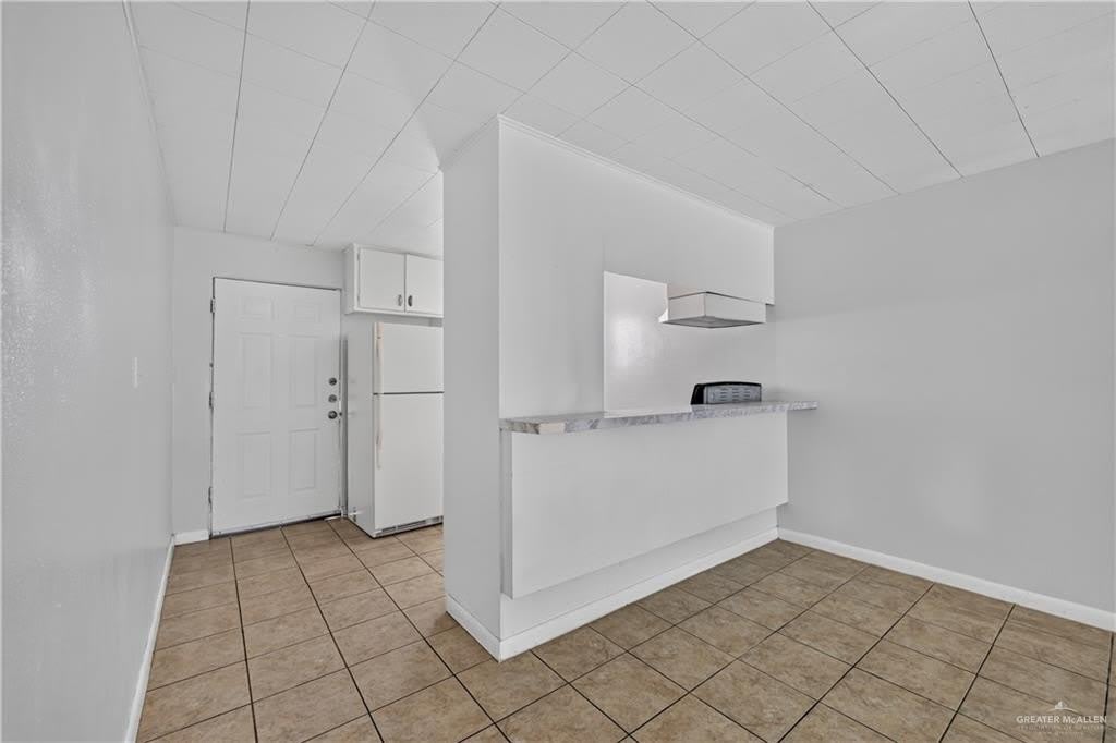 1120 Valley View Drive – photo 4