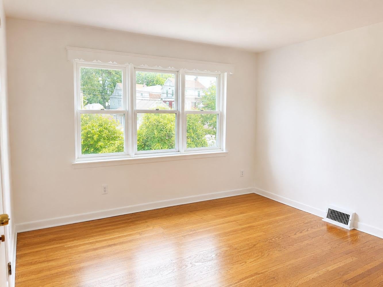 7818 MERION Avenue – photo 2