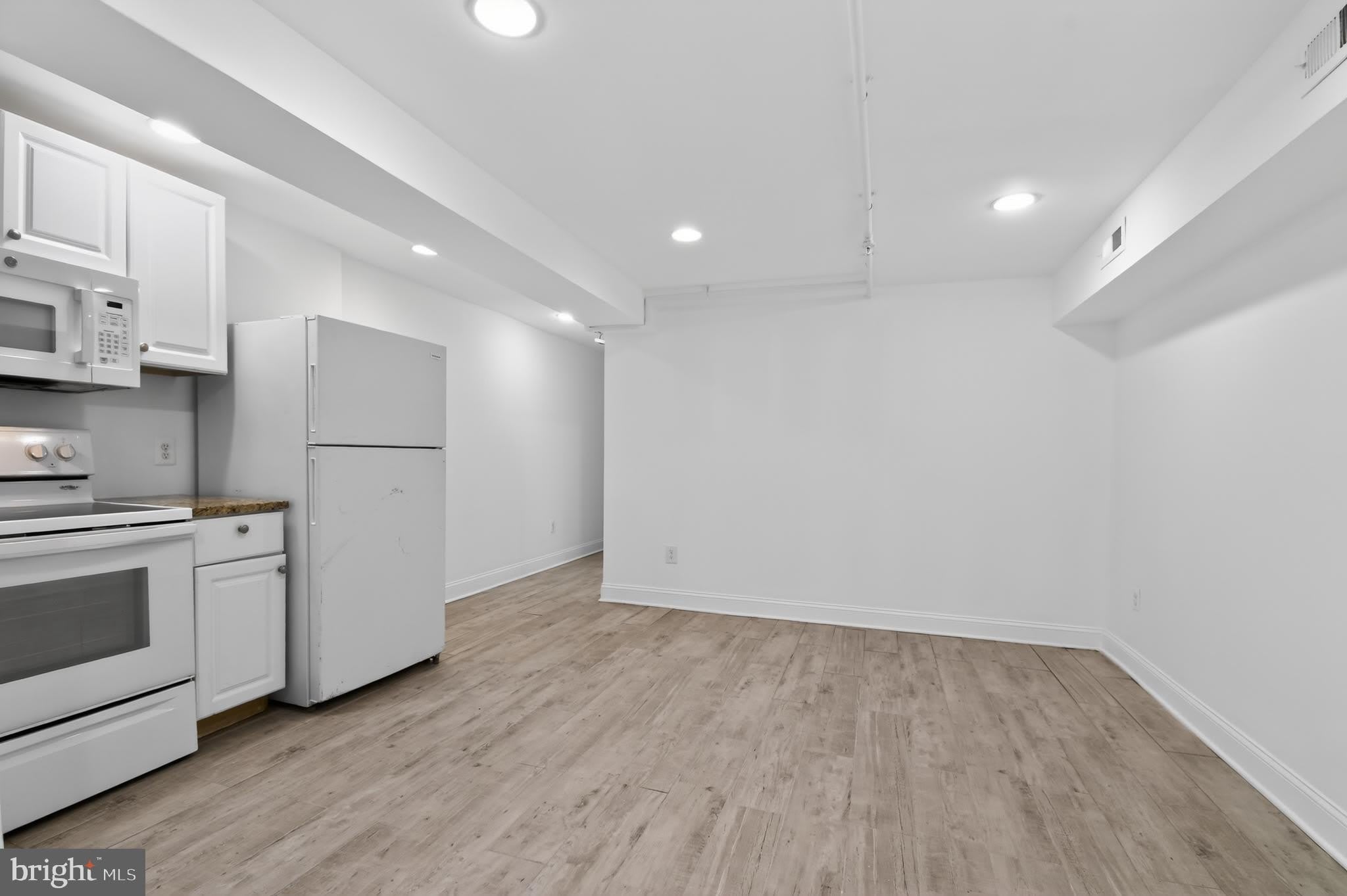 1707 N CAPITOL Street NE – photo 5