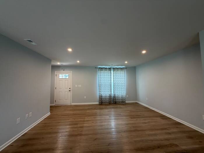 205 Tormore Drive – photo 5