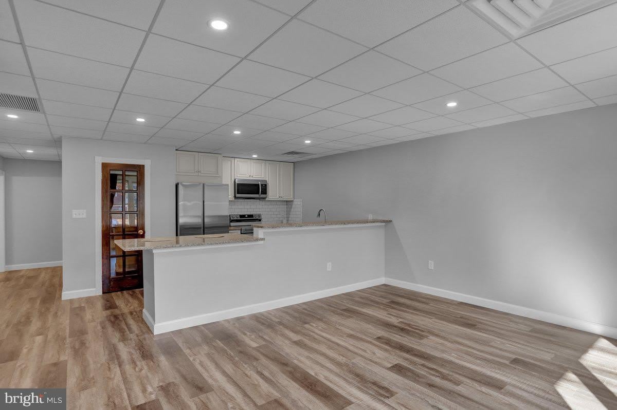 933 N HANOVER Street – photo 4
