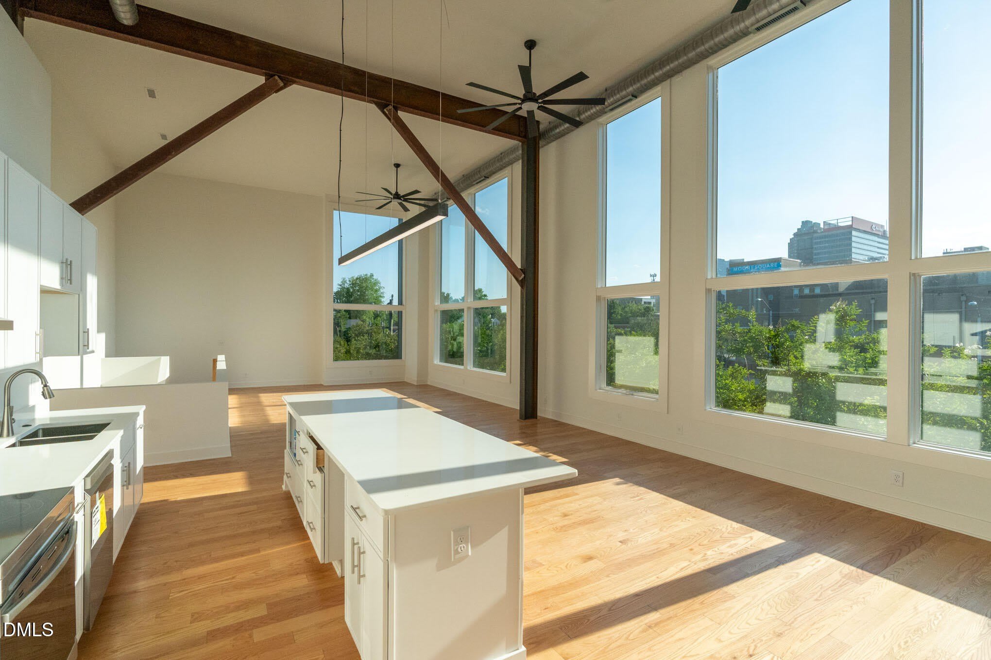 400 E Martin Street – photo 3