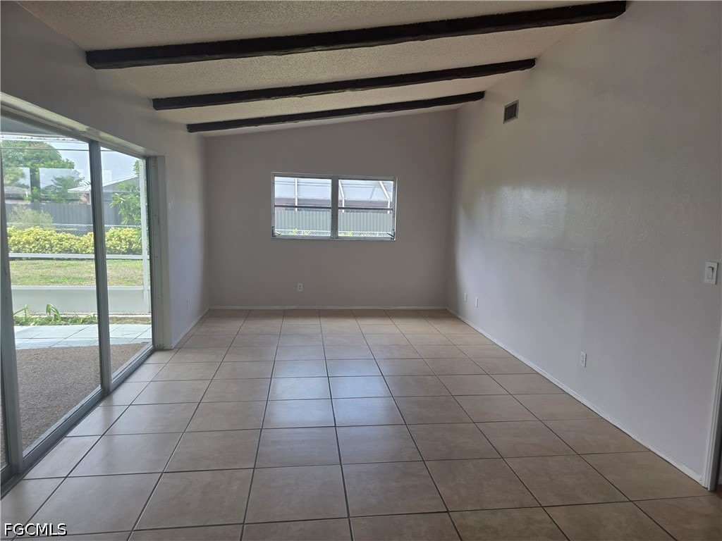 1542 Canal Street – photo 4