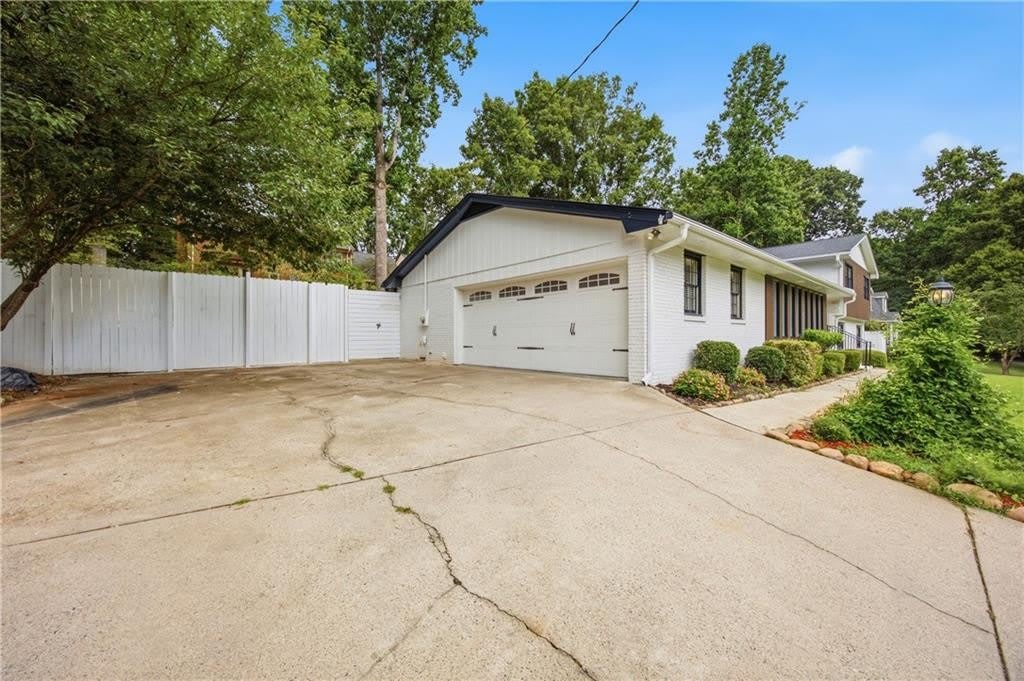 2220 Spring Mill Cove – photo 2
