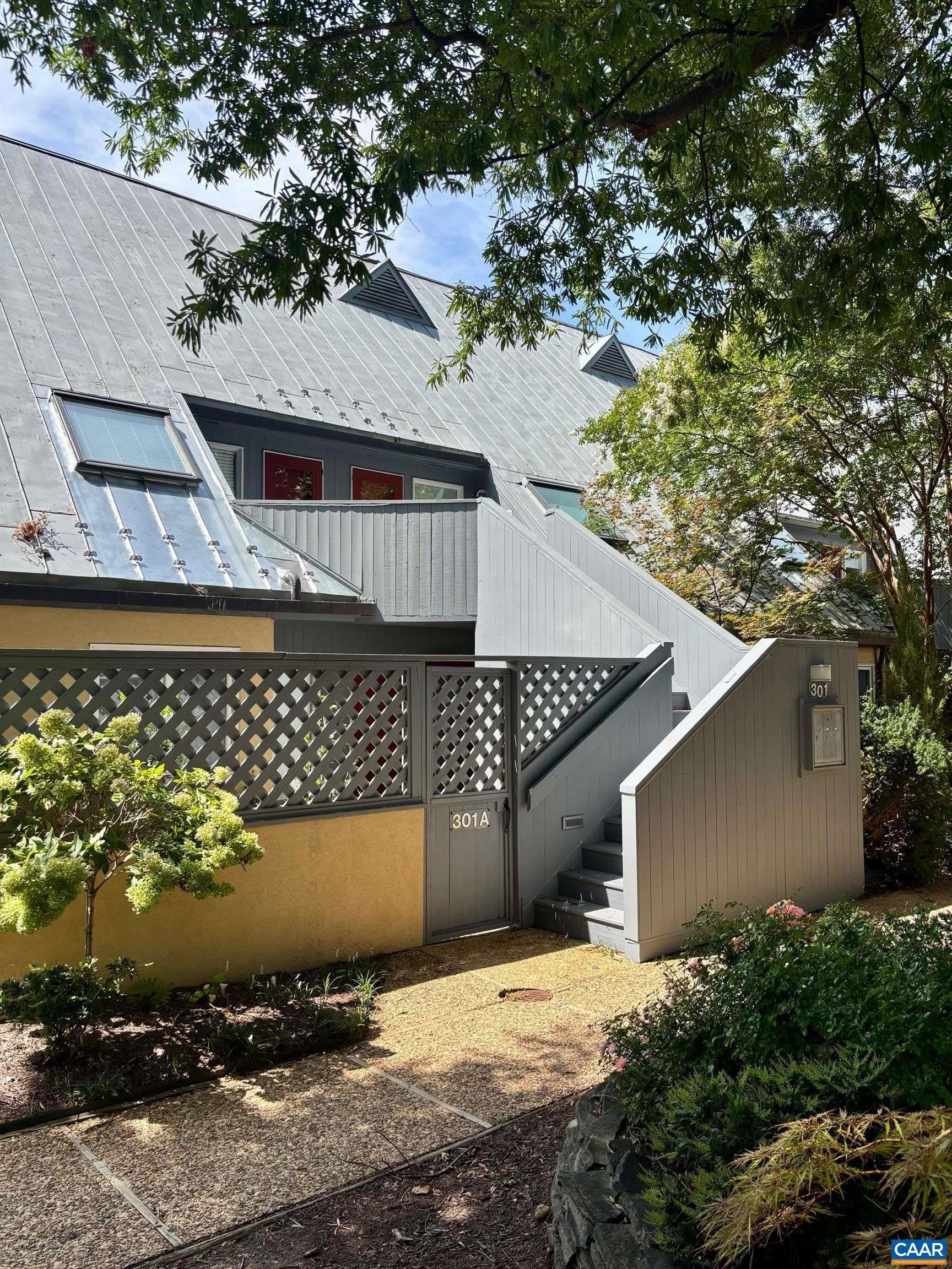 301 C Nw 2Nd St – photo 1