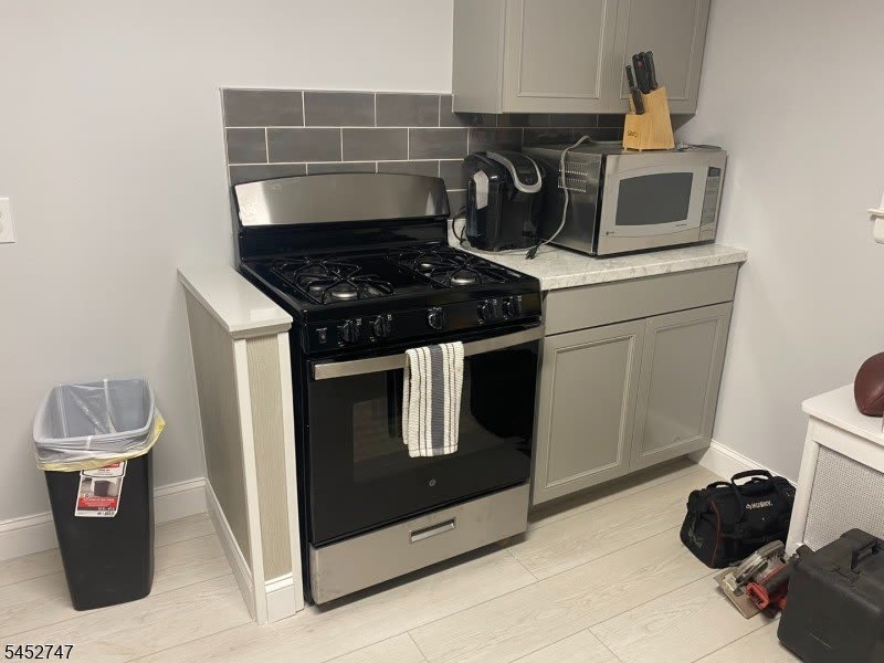 474 Main St – photo 4