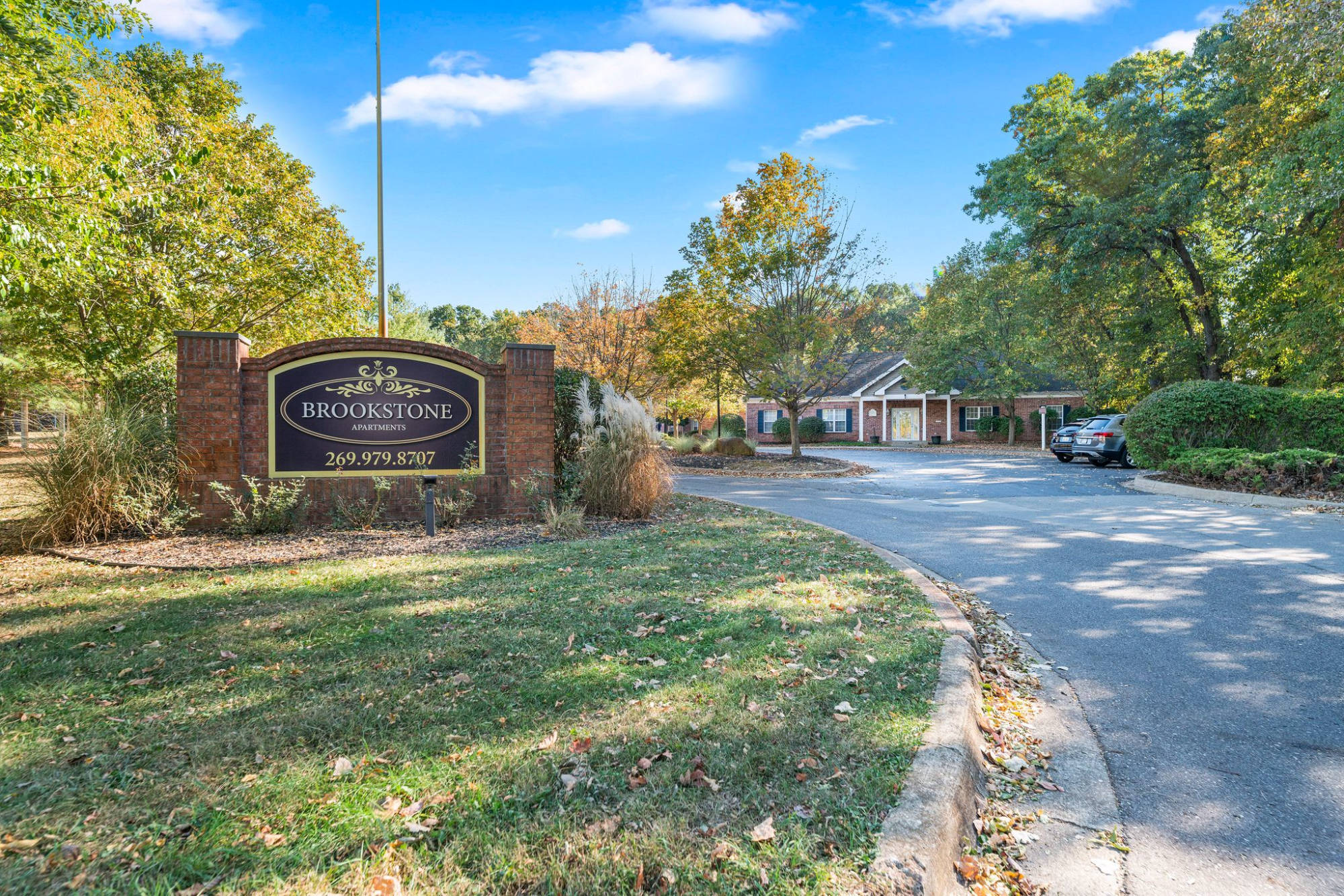 Brookstone Apartments – photo 2