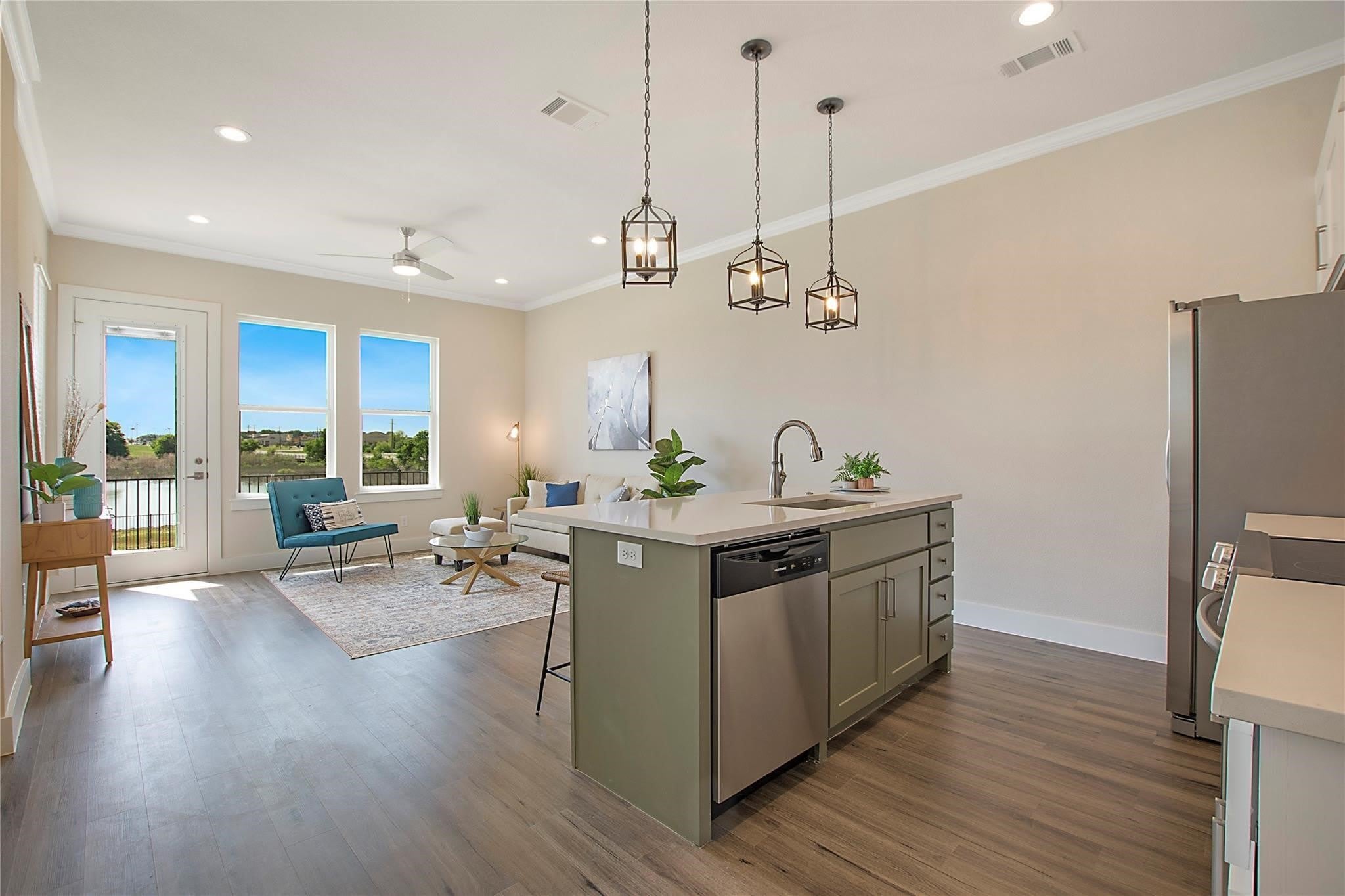 1319 W Main Street – photo 3