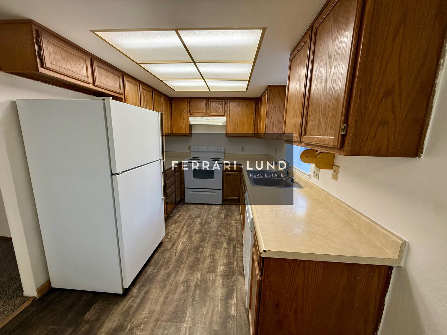 ⭐️Beautiful Northwest Reno Home – 3 Bed, 2.5 Bath with 2-Car Garage- Kay DeAlba Property!!⭐️ – photo 5
