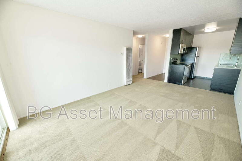 480 Crescent Street – photo 4