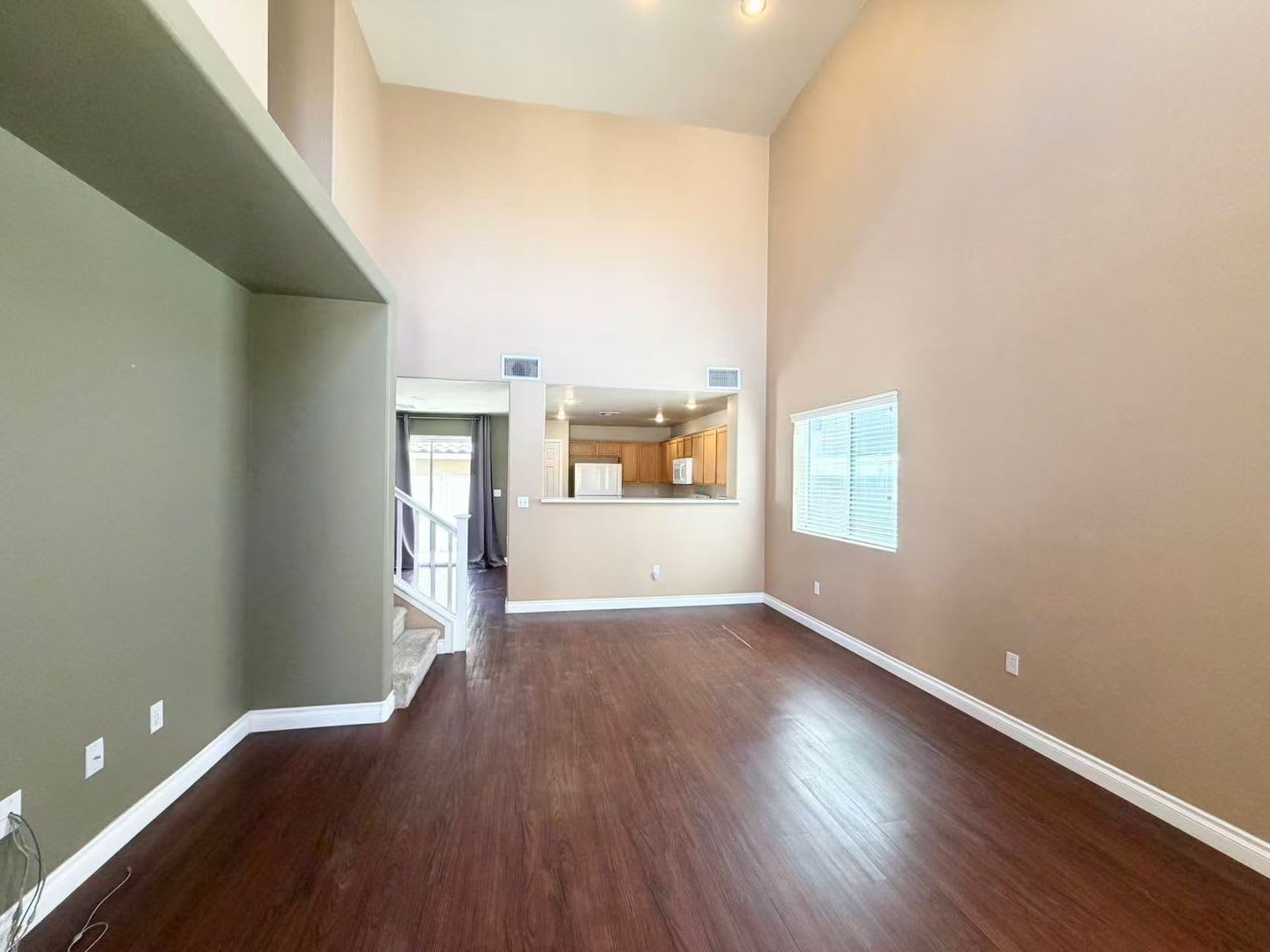 3925 Philomena St – photo 4