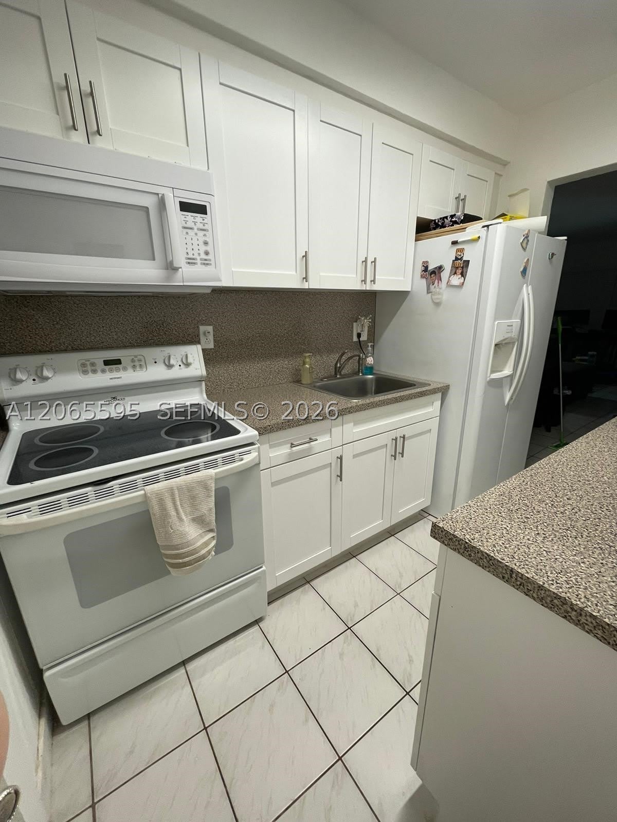 3551 SW 11th St – photo 4
