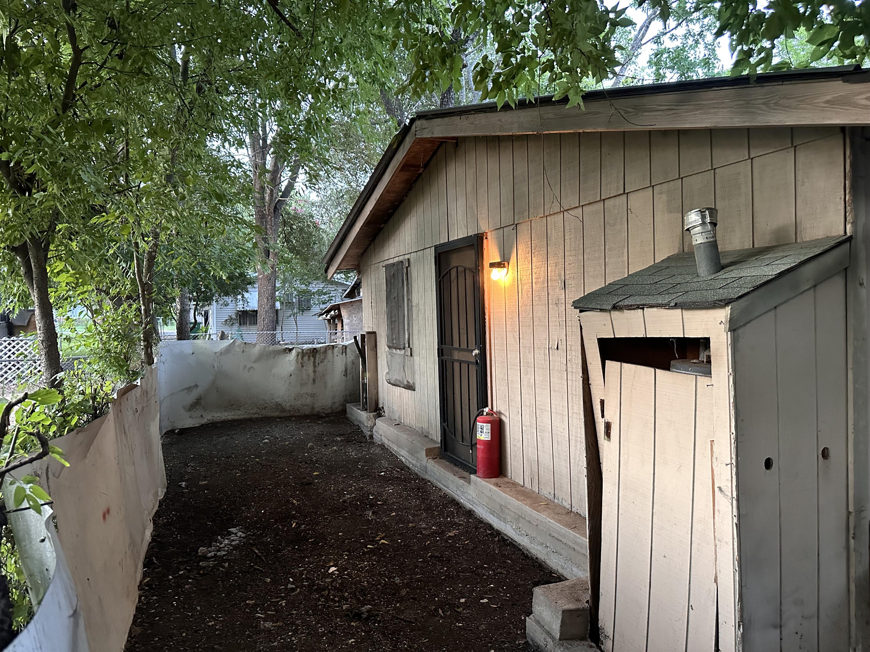 601 Cantrell Drive – photo 2