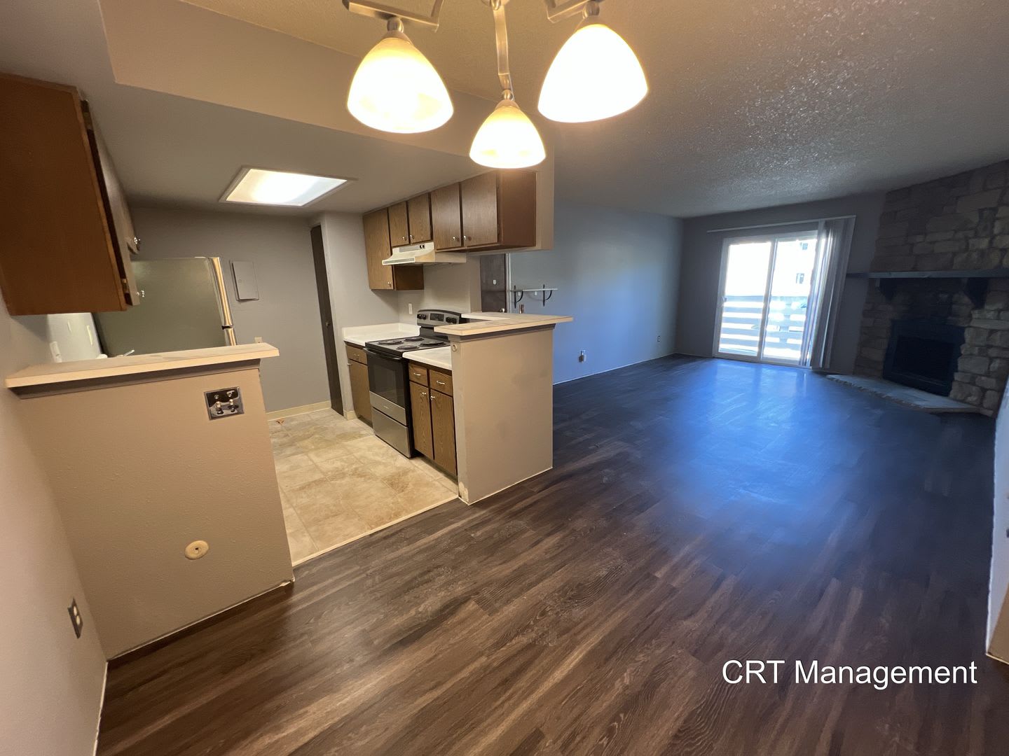 Spacious 2 Bed, 2 Bath Condo – Prime Lowry Location! – photo 4
