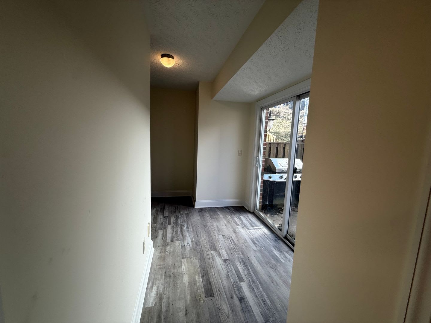 3 Bedroom 2 Bath Townhouse – photo 3
