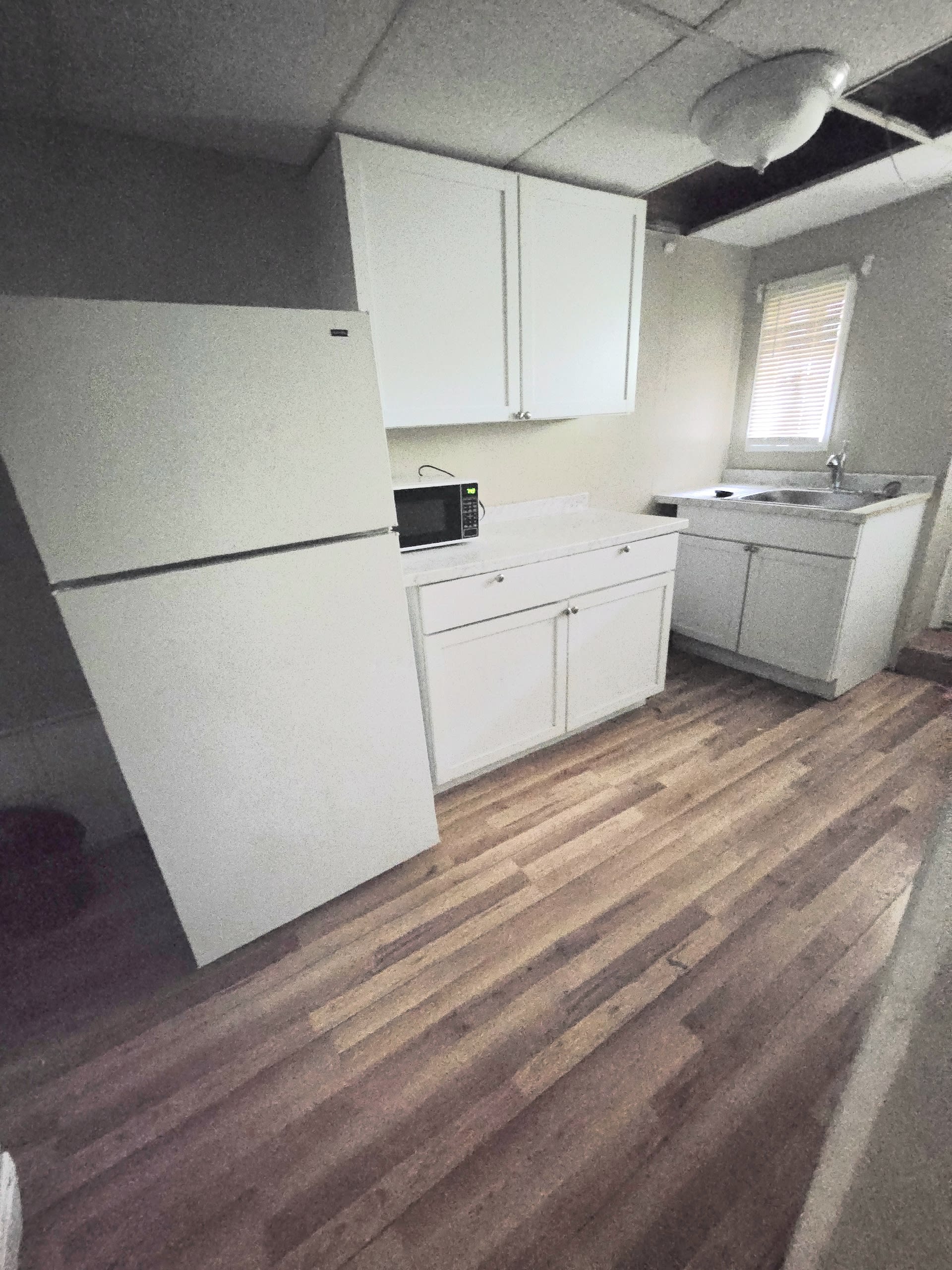 111 Redlyn St – photo 2