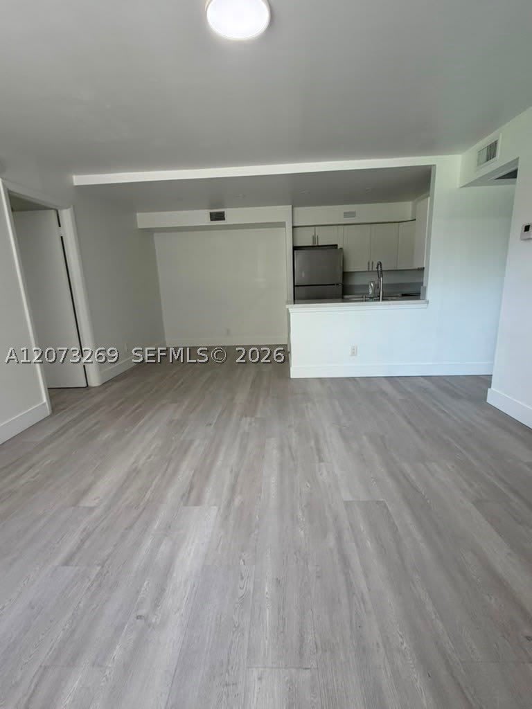 10020 Winding Lake Rd – photo 5