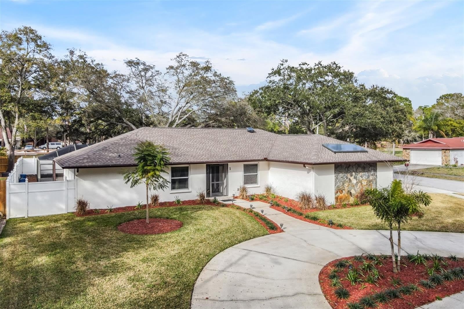 1 Fernery Lane – photo 1
